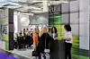 Kundengespräch am Messestand von Rusi Cometic in Halle 2