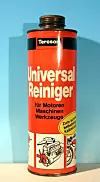 Blechflasche mit Schraubverschluss für einen Liter Universalreiniger aus der Zeit um 1980. Die Packung hat die heute noch typische Farbkombination Weiß/Rot/Schwarz.