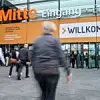 Blick auf den Eingang der Nürnbergmesse zur Fachpack.