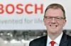 Uwe Harbauer (52) wird zum 1. Januar 2017 neues Mitglied des Bereichsvorstands mit der Verantwortung für den Vertrieb. Der studierte Ingenieur arbeitet seit 2000 bei Bosch Packaging Technology an verschiedenen Standorten in Deutschland und in der Schweiz, ist aktuell Sprecher der Produktbereichsleitung Pharma und behält diese Verantwortung auch weiterhin bei.