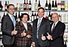 (v.l.n.r.) Ing. Alexander Schneller-Scharau, 5.Generation der Gründerfamilie; KR Helga Marzek, 3.Generation; Mag. Martin Höffinger COO; Dr. Johannes Michael Wareka, 4. Generation