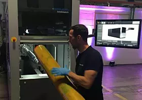 Der Offline-Scanner Intellimatch liefert alle Einstellungsparameter für die Boardmaster und ermöglicht eine vollautomatische Einstellung der Druckwerke.