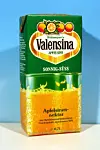 Von 1994 bis 1998 gab es Valensina in Tetra-Brik-Aseptik-Packungen.