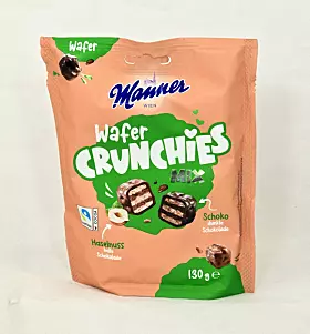 Wafer-Crunchies von Manner, Schoko-Waffelwürfel von Manner.