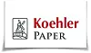 Koehler Paper Logo mit Windmühlensymbol auf weißem Hintergrund, Koehler in dunkelroter Schrift, Paper in dunkelgrauer Schrift, stilisierte Windmühle ebenfalls dunkelgrau