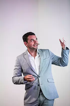 David Villamil von SEW sprach über Herausforderungen und Chancen des Digitalen Produktpasses.